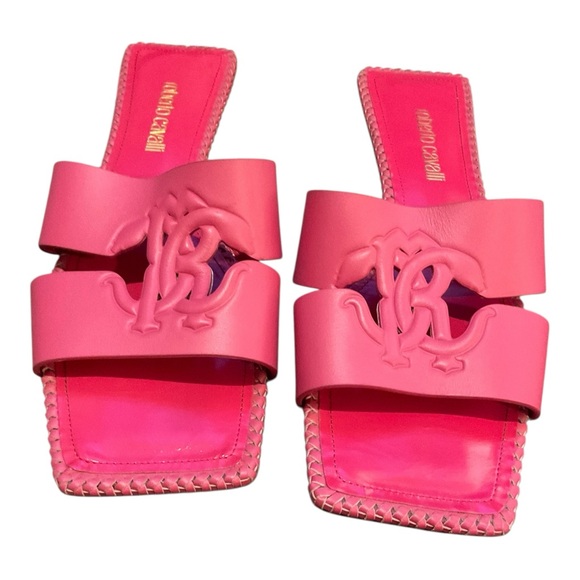 Roberto Cavalli Women’s Pink logo-embossed leather slides Flats Size 39 - Picture 11 of 15